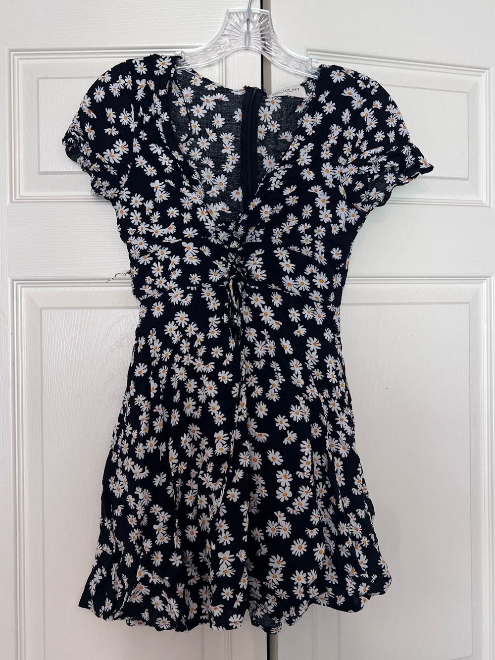 Kiss The Sky Black Floral Daisy Mini Dress